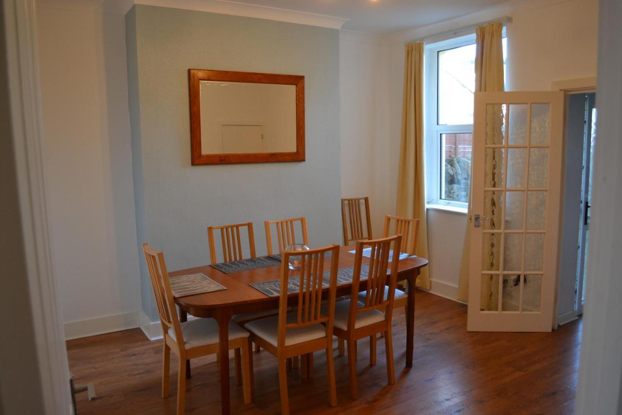 Entire 3 Bedroom House Near Caerphilly Station エクステリア 写真